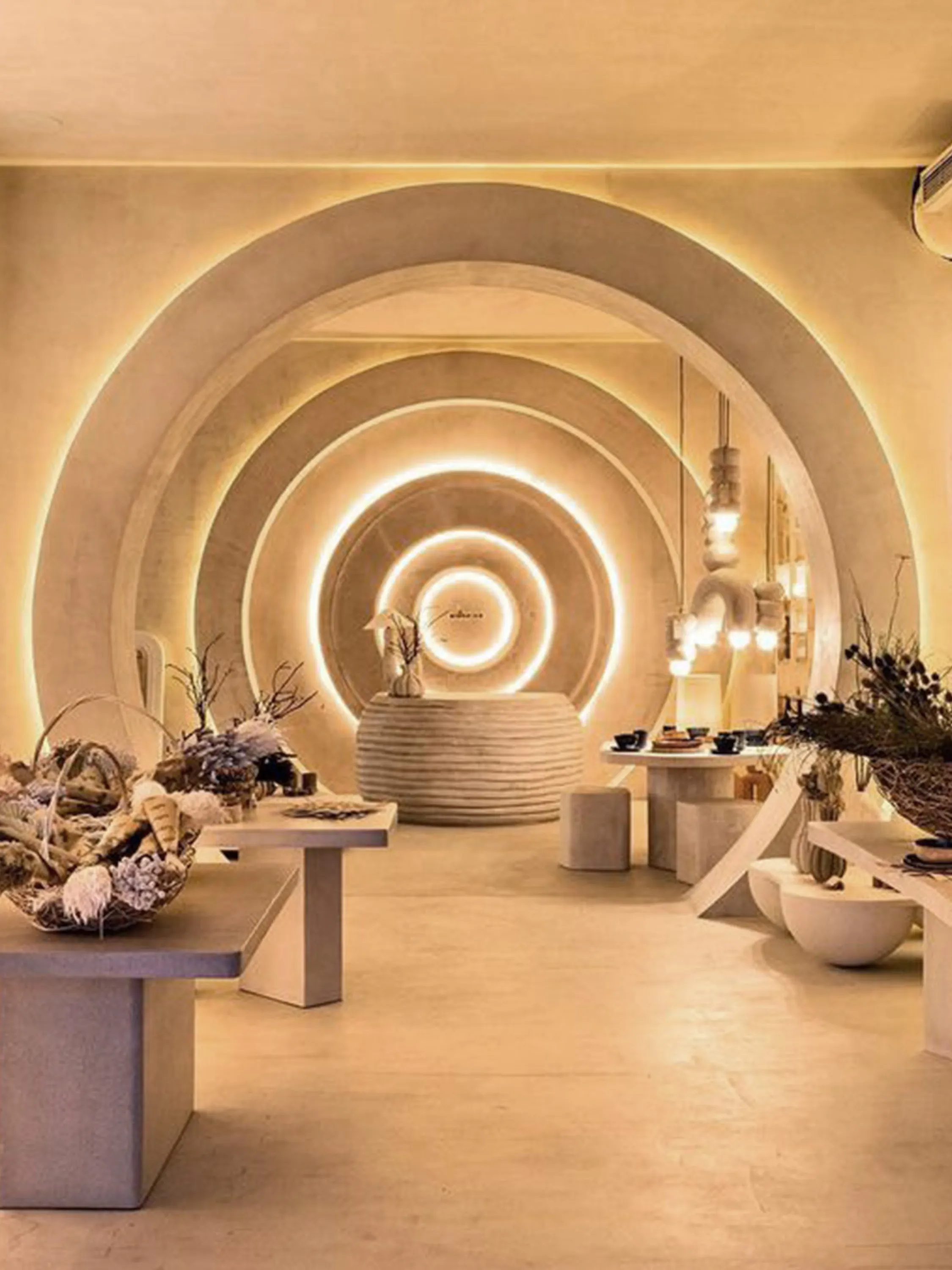 Store with arched vaults inviting exploration.