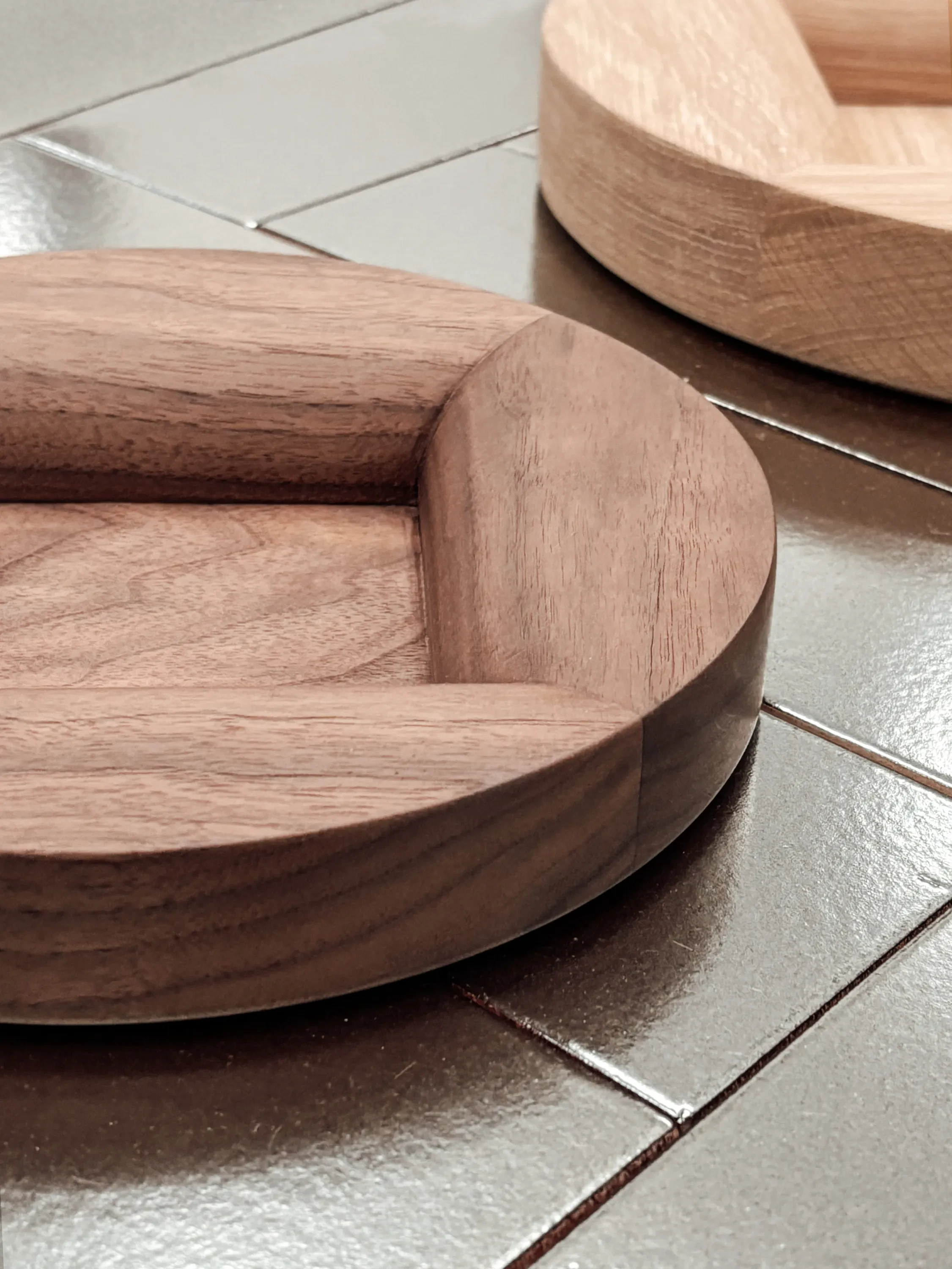 Wood tray with a seemingly fluffy shape.