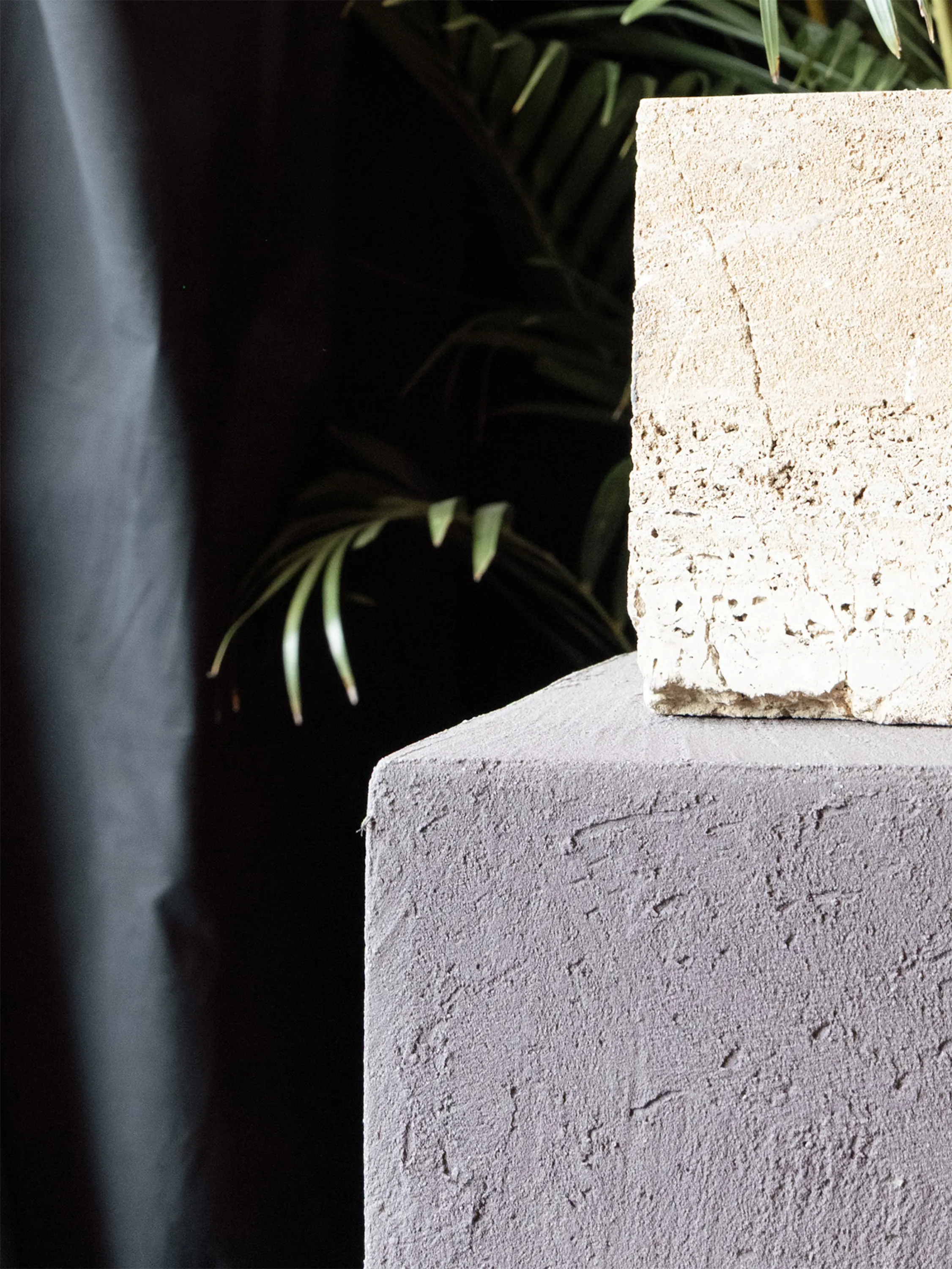 Close-up of clay wall finishes.